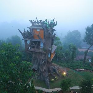 Blue Bell Resort